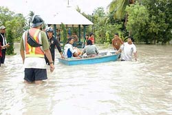 ภาพประกอบ ข่าวสาร ข่าวทั่วไป : ฝนตกหนัก น้ำท่วมทั้งที่ ?พิษณุโลก - ประจวบฯ - ระยอง?